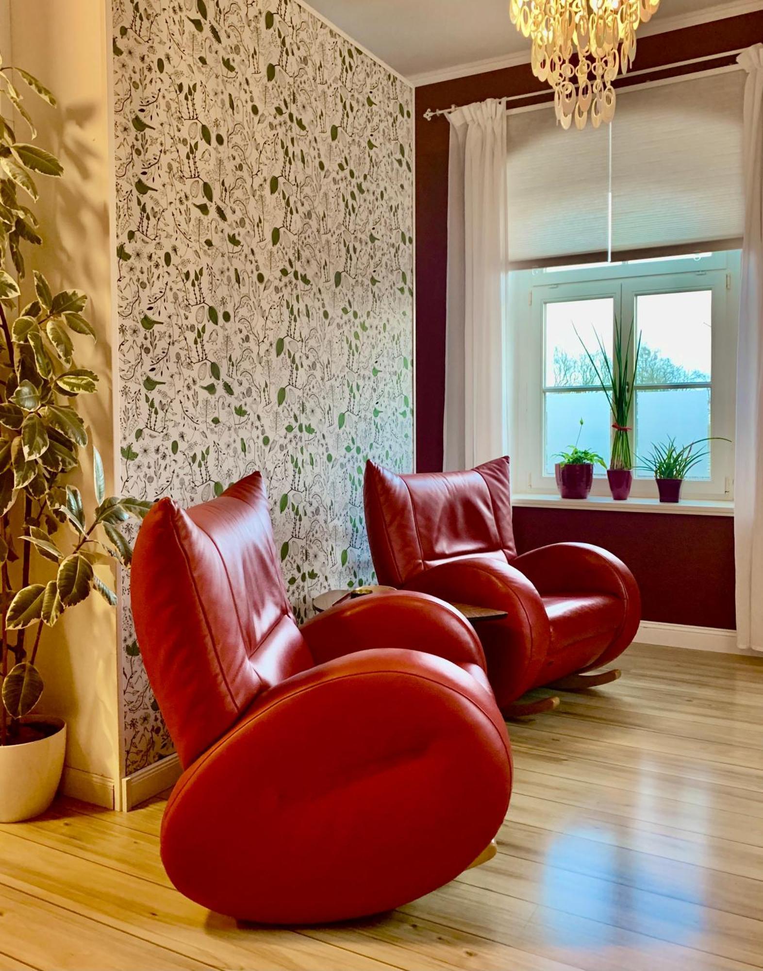 Appartement Bahnhof Frauenstein Wartehalle